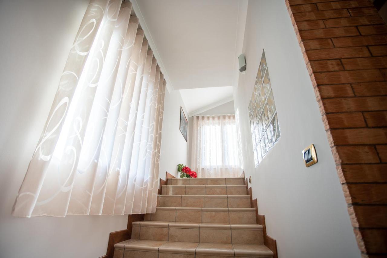 Bb Domus Catanzaro Bed & Breakfast Dış mekan fotoğraf
