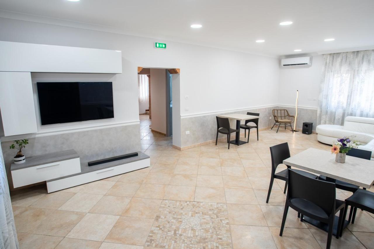Bb Domus Catanzaro Bed & Breakfast Dış mekan fotoğraf